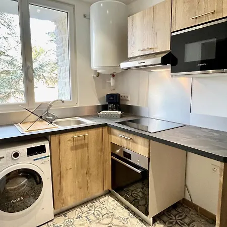 Errai Yourhosthelper Apartment