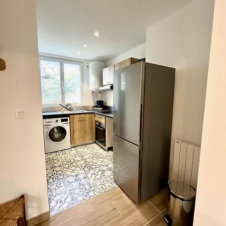 Errai Yourhosthelper Apartment